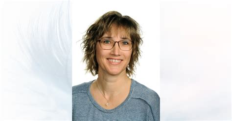 Henriethe Larsen Spirituel Rådgiver .